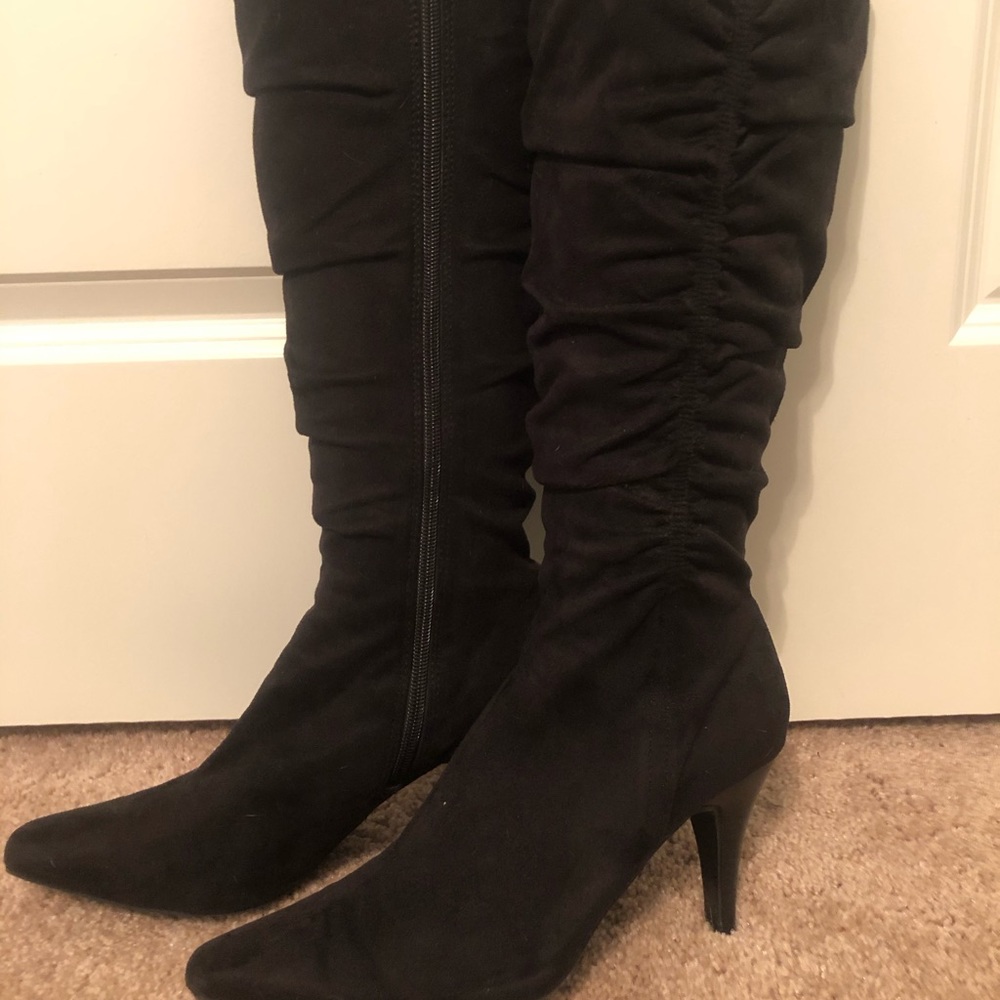 Black faux suede knee boots with ruching detail